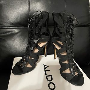 Black lace up shoe